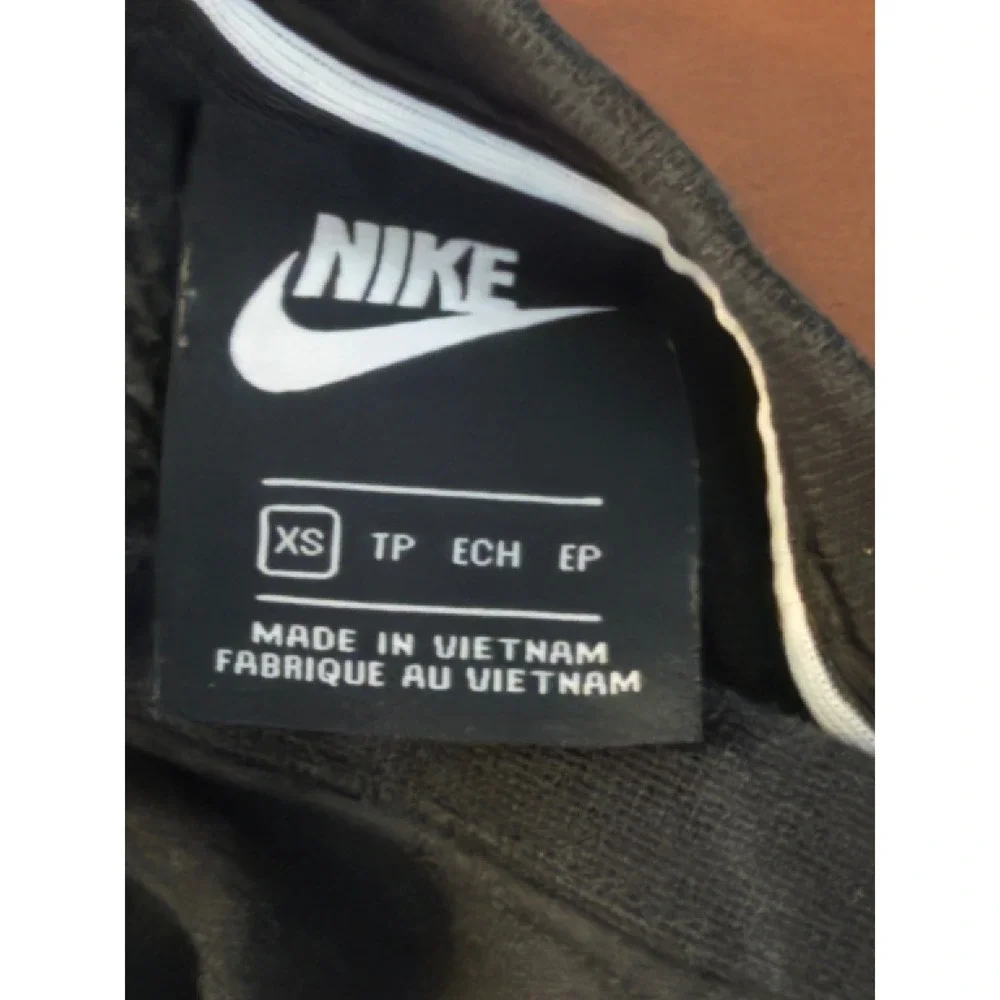 Nike Air Rally Cropped Sweatshirt Black Rose Gold Back Zipper
